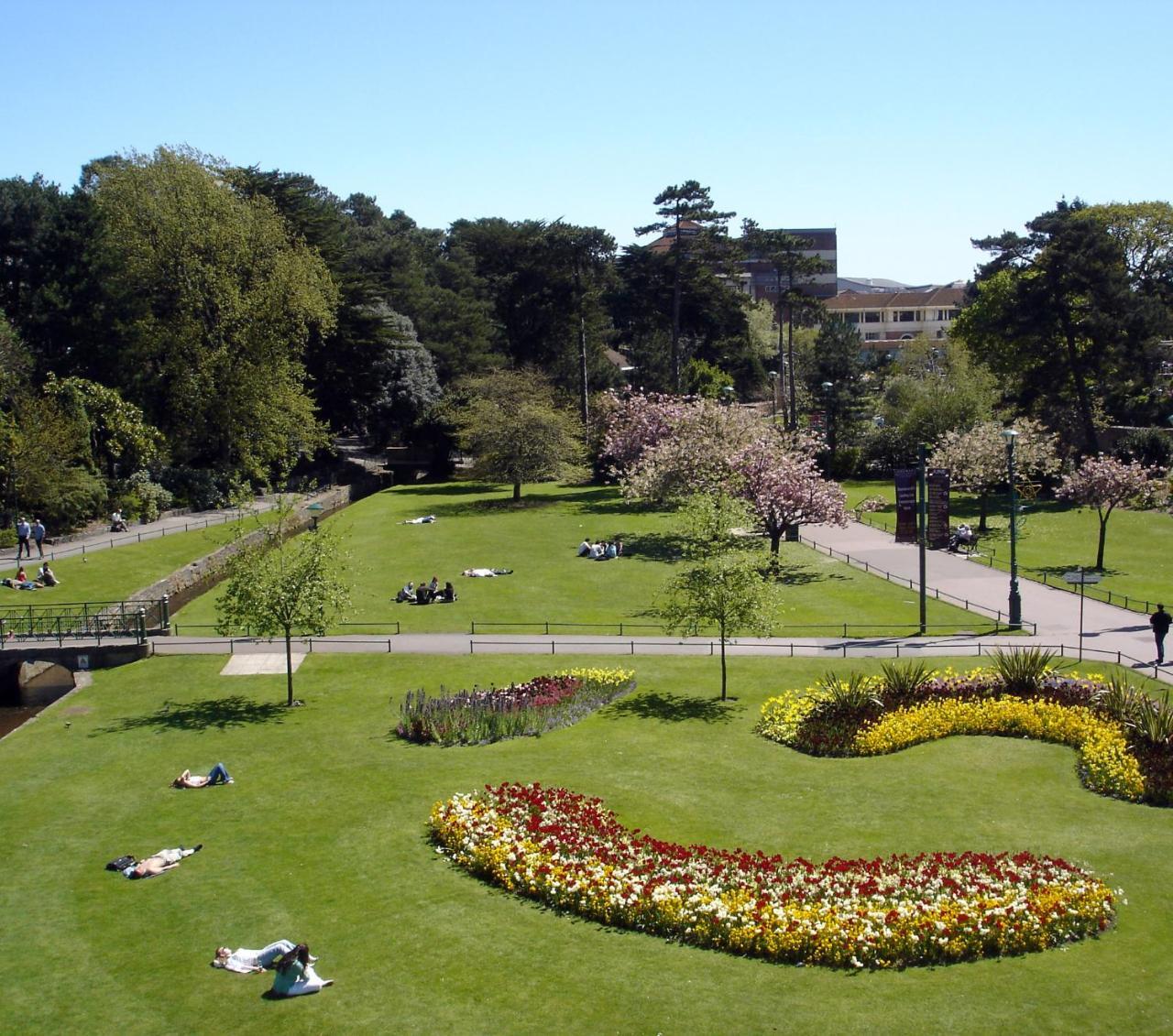 Newbury Hotel Bournemouth Buitenkant foto