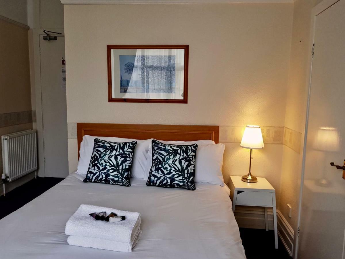 Newbury Hotel Bournemouth Buitenkant foto