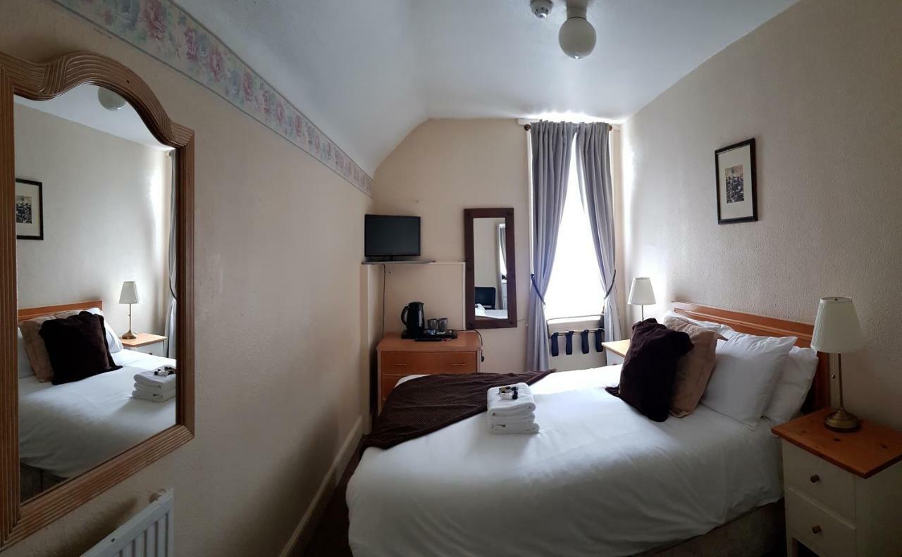 Newbury Hotel Bournemouth Buitenkant foto